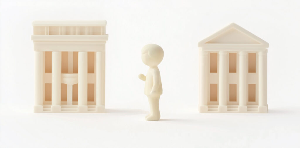 una persona entre dos edificios